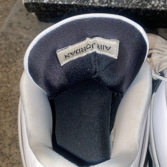 🌟EUC AIR JORDAN 4 Retro Military Black - Picture 6 of 9